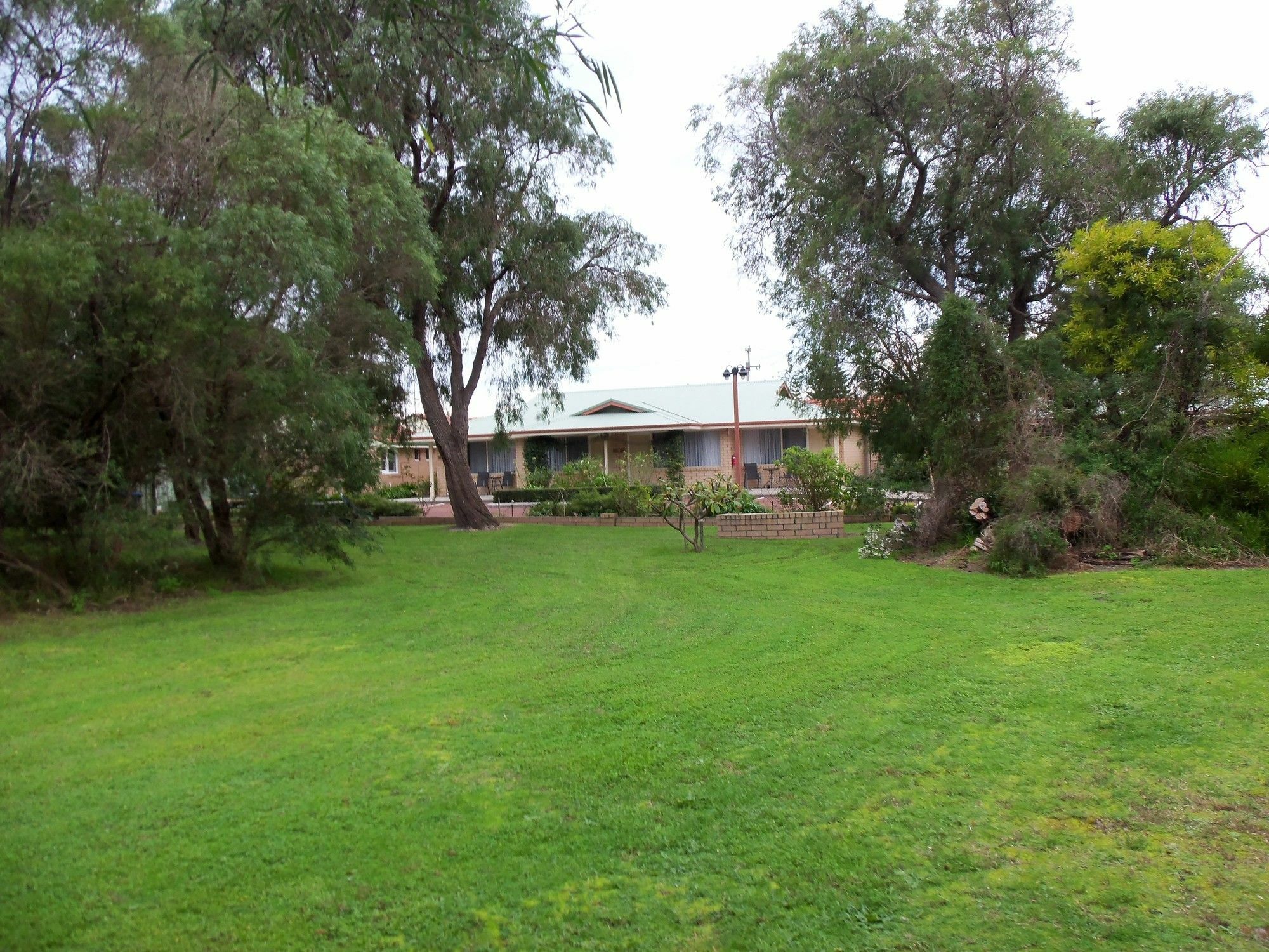 Emu Point Motel Олбани Екстериор снимка